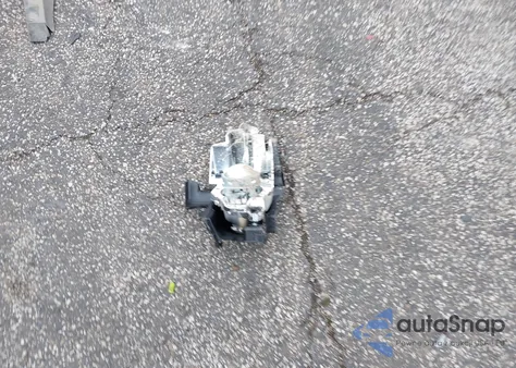 2016 Subaru Legacy 2.5I Limited z USA, uszkodzony, nr VIN 4S3BNAL60G3005319